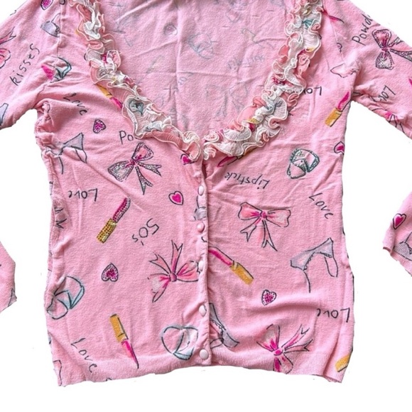 Blumarine Sweaters - Blumarine Pink Ruffle-Trim Button Cardigan with Bow & Lipstick Print
